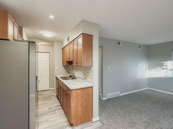 140 E Highline Circle 105, Centennial CO 80122