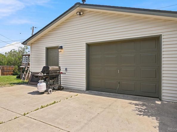 986 E 114th Place, Denver CO 80233
