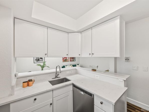 1629 N Clarkson Street 23, Denver CO 80218