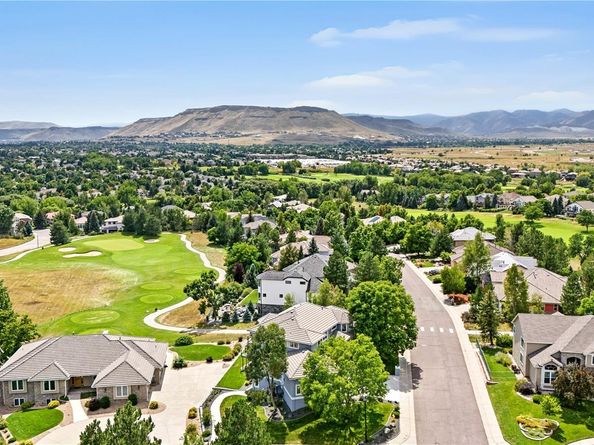7092 Secrest Court, Arvada CO 80007