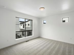2060 S Holly Street 1, Denver CO 80222