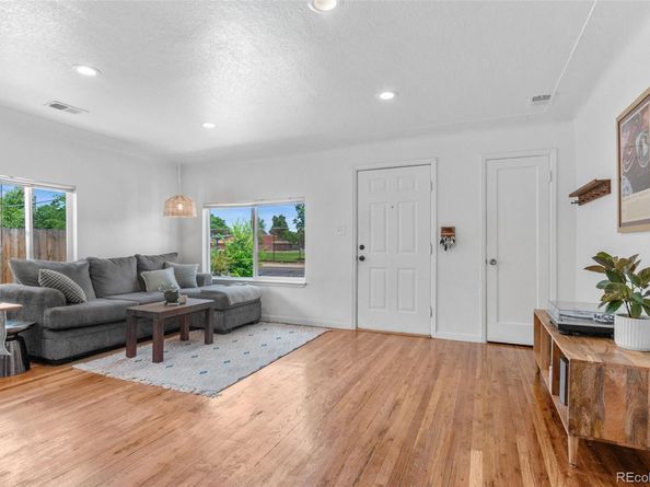 Undisclosed Address #3617637, Denver CO 80219