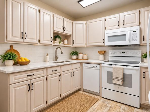 620 S Alton Way 7A, Denver CO 80247