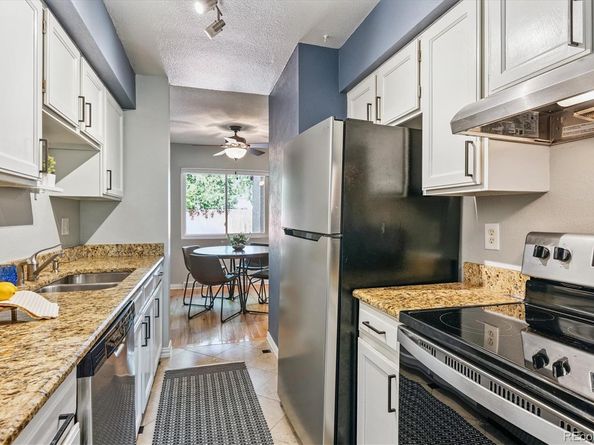 1060 S Parker Road 25, Denver CO 80231