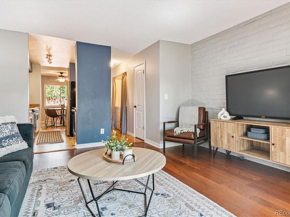 1060 S Parker Road 25, Denver CO 80231