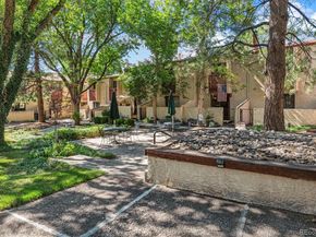 1060 S Parker Road 25, Denver CO 80231