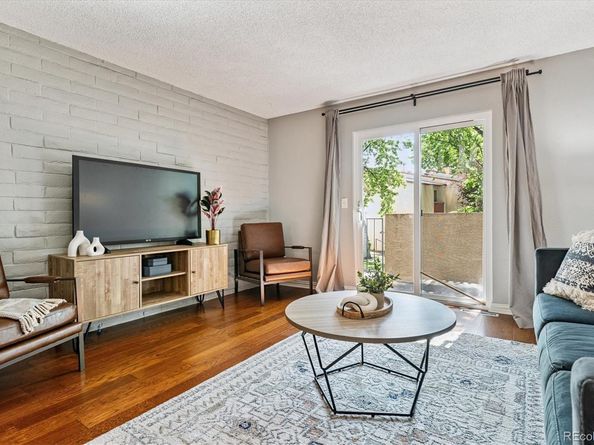 1060 S Parker Road 25, Denver CO 80231