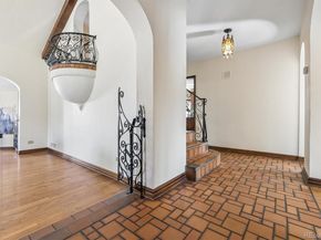 6 Ivy Lane, Denver CO 80220