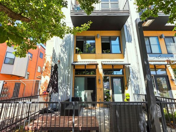 3195 Blake Street 101, Denver CO 80205
