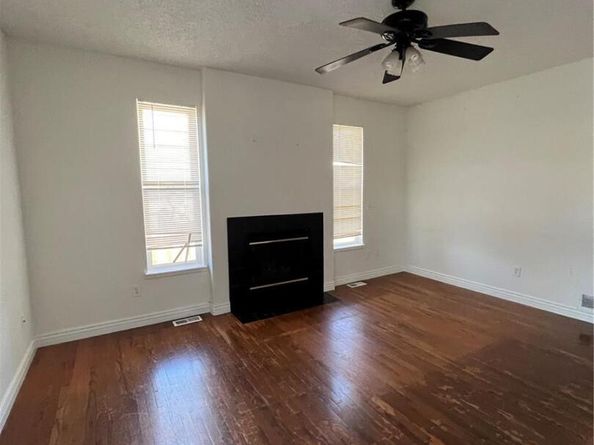 Undisclosed Address #5123465, Aurora CO 80013