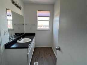 Undisclosed Address #5123465, Aurora CO 80013