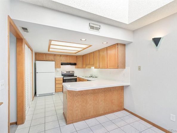 1350 S Idalia Street G, Aurora CO 80017