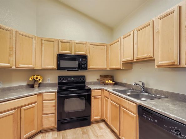 804 Summer Hawk Drive 10304, Longmont CO 80504
