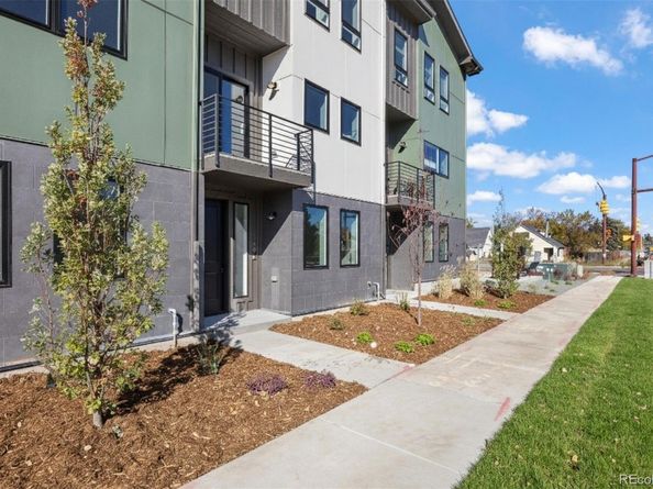 8412 W 52nd Avenue, Arvada CO 80002