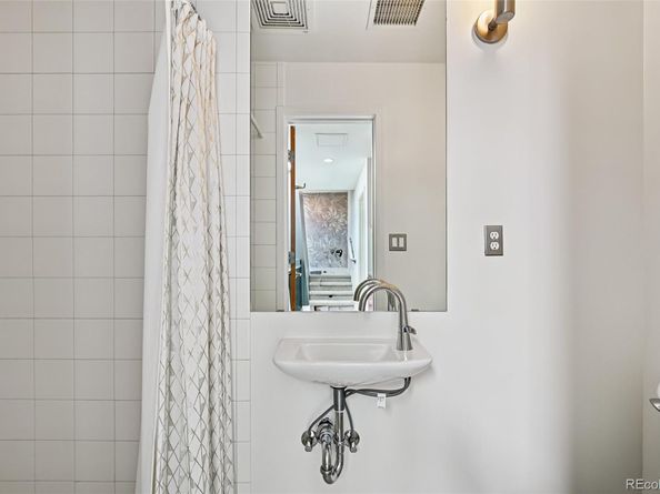 Undisclosed Address #5972235, Denver CO 80205