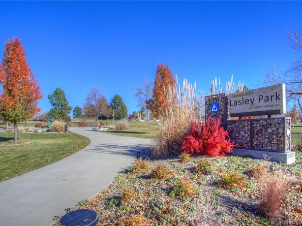 1647 S Newland Street, Lakewood CO 80232