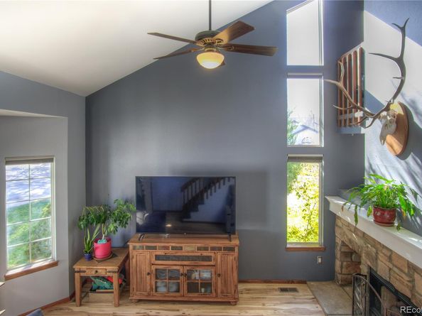 1647 S Newland Street, Lakewood CO 80232