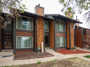 1312 S Carson Way, Aurora CO 80012