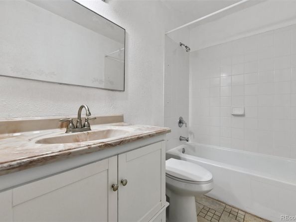 5707 S Lowell Boulevard, Littleton CO 80123