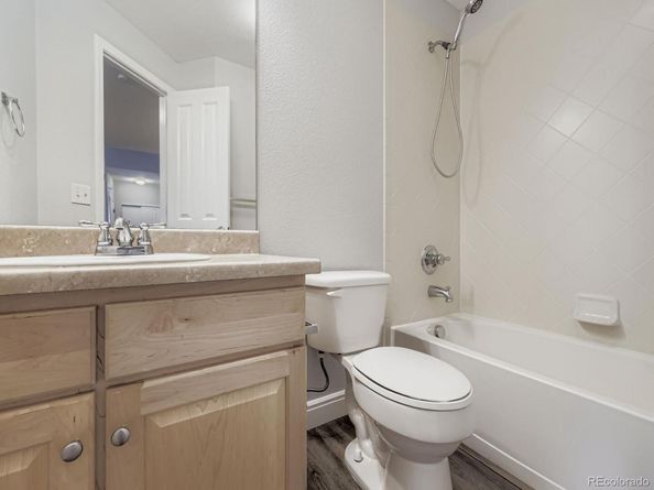 10061 W Victoria Place 204, Littleton CO 80127