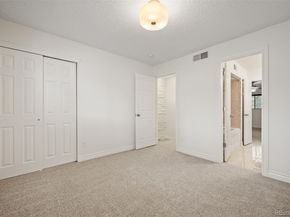 1060 S Parker Road 23, Denver CO 80231