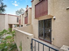 1060 S Parker Road 23, Denver CO 80231