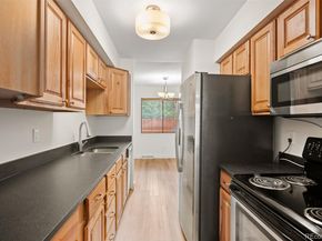 1060 S Parker Road 23, Denver CO 80231