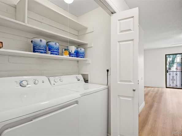 1060 S Parker Road 23, Denver CO 80231