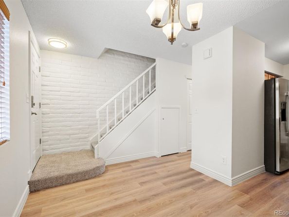1060 S Parker Road 23, Denver CO 80231
