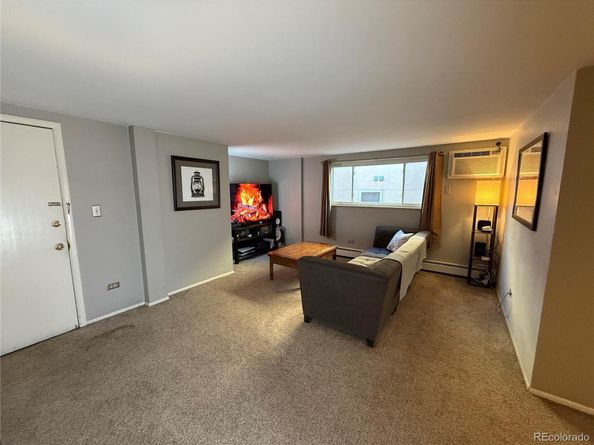 352 S Lafayette 403, Denver CO 80209