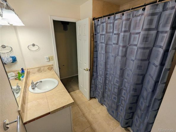 16474 E Girard Avenue, Aurora CO 80013