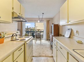 1233 N Ogden Street 302, Denver CO 80218