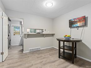 2297 S Jasper Way B, Aurora CO 80013