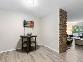 2297 S Jasper Way B, Aurora CO 80013