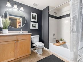 1623 Saint Paul Street 301, Denver CO 80206