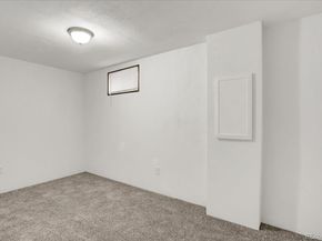 2832 S Mobile Street, Aurora CO 80013