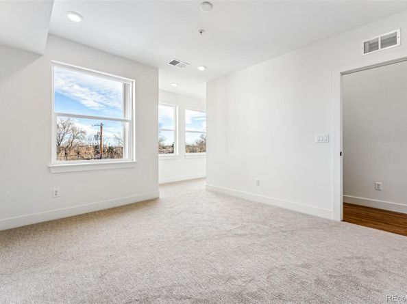 Undisclosed Address #7260459, Lakewood CO 80214