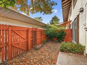 3622 S Fairplay Way, Aurora CO 80014