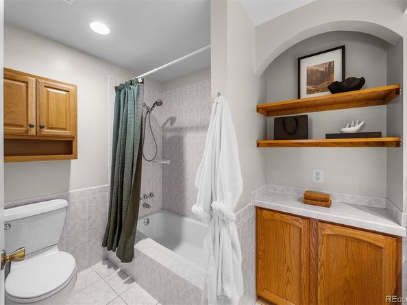6419 W Roxbury Drive, Littleton CO 80128