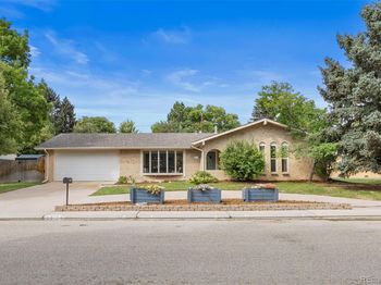 6419 W Roxbury Drive