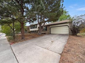 2114 S Eagle Court, Aurora CO 80014