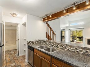 2575 S Syracuse Way M307, Denver CO 80231