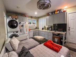 3279 S Pearl Street, Englewood CO 80113