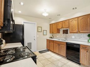 1494 S Helena Circle, Aurora CO 80017