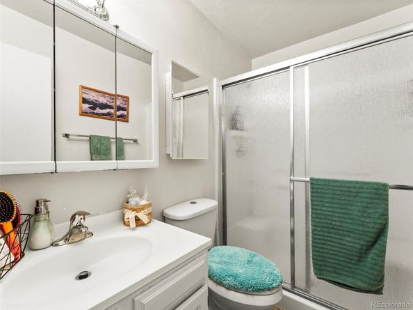 16056 E Ithaca Place E, Aurora CO 80013