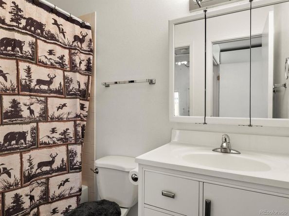 16056 E Ithaca Place E, Aurora CO 80013