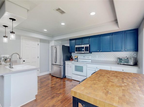 21570 E 40th Place, Denver CO 80249