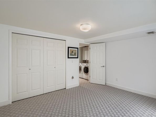 287 S Holly Street, Denver CO 80246