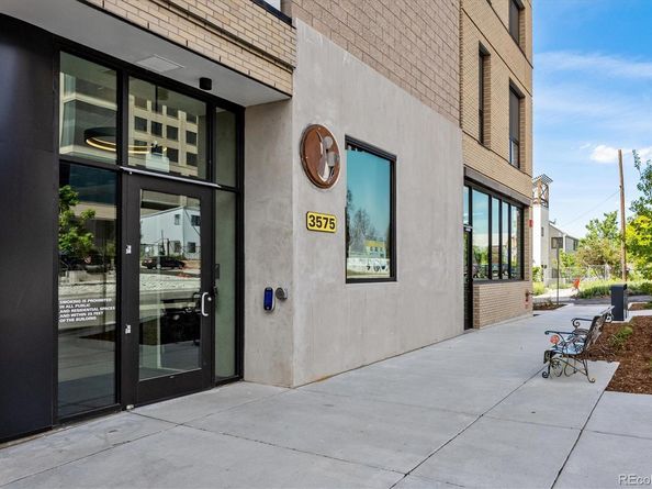3575 Chestnut Place 402, Denver CO 80216