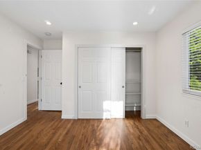993 S Oakland Court, Aurora CO 80012